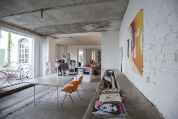 Räume der Agentur Lucid in einem ehemaligen Kuhstall in Berlin (c) Julia Nimke